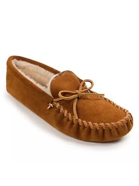 Minnetonka Men’s Pile Lined Softsole Brown Suede Moccasin Slippers